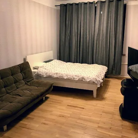 Apartment Comfy And Quiet 54m2, 2-br Apt In The Heart Of City, 2 Min To Old Town Tallinn